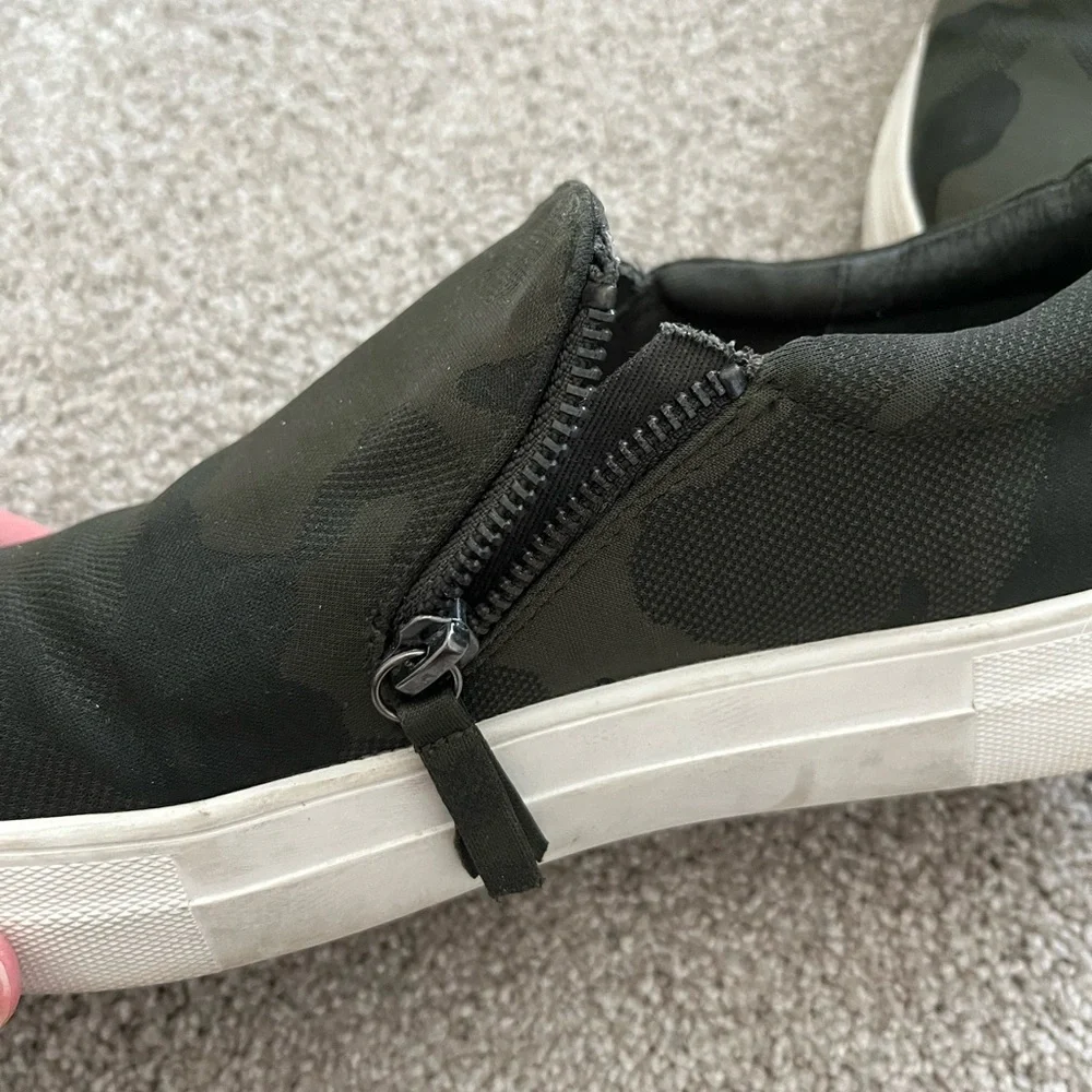 Steve Madden steve madden